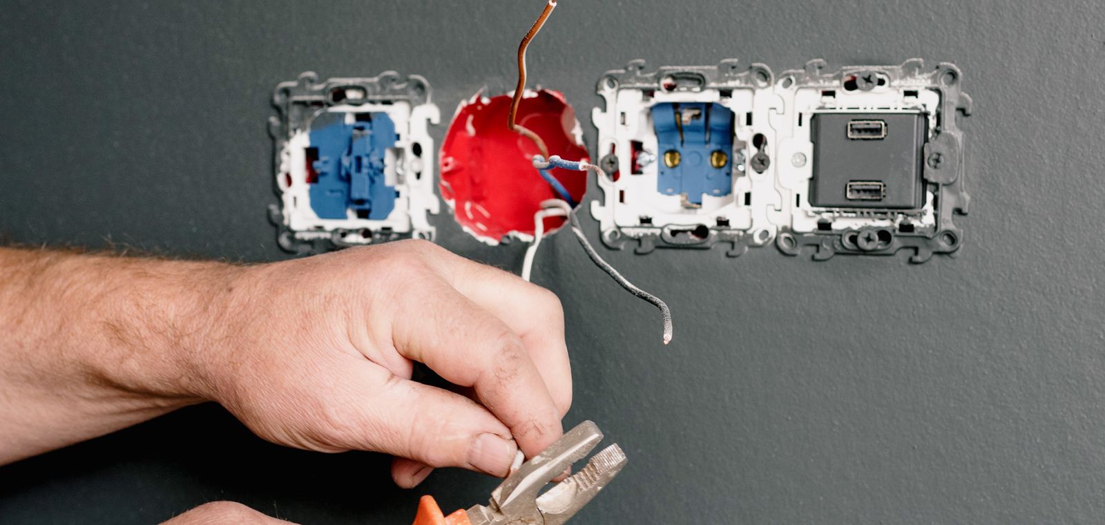 Installer une borne à la maison : toutes les étapes, du devis à la mise en service